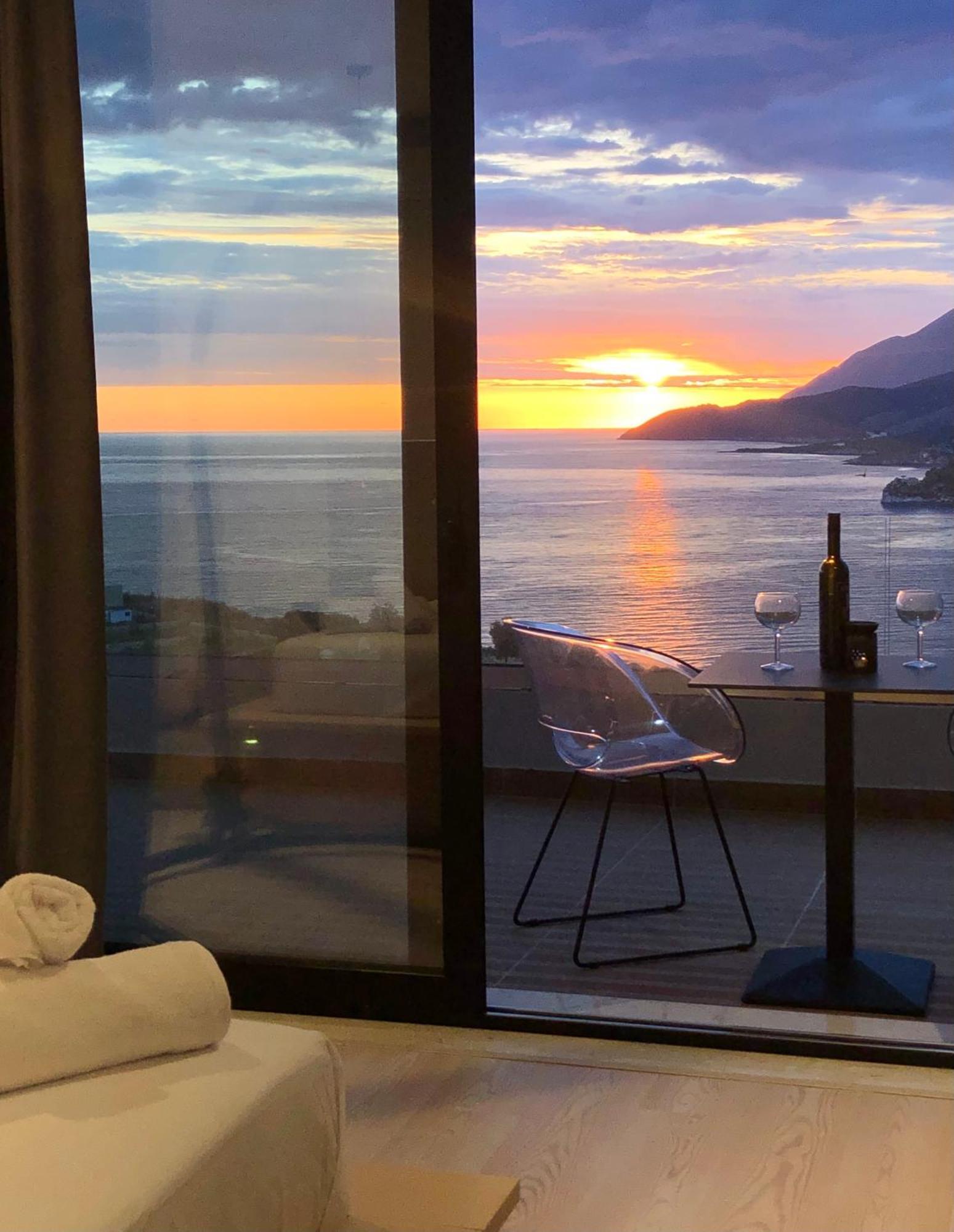 Anassa Suites Himare Eksteriør bilde
