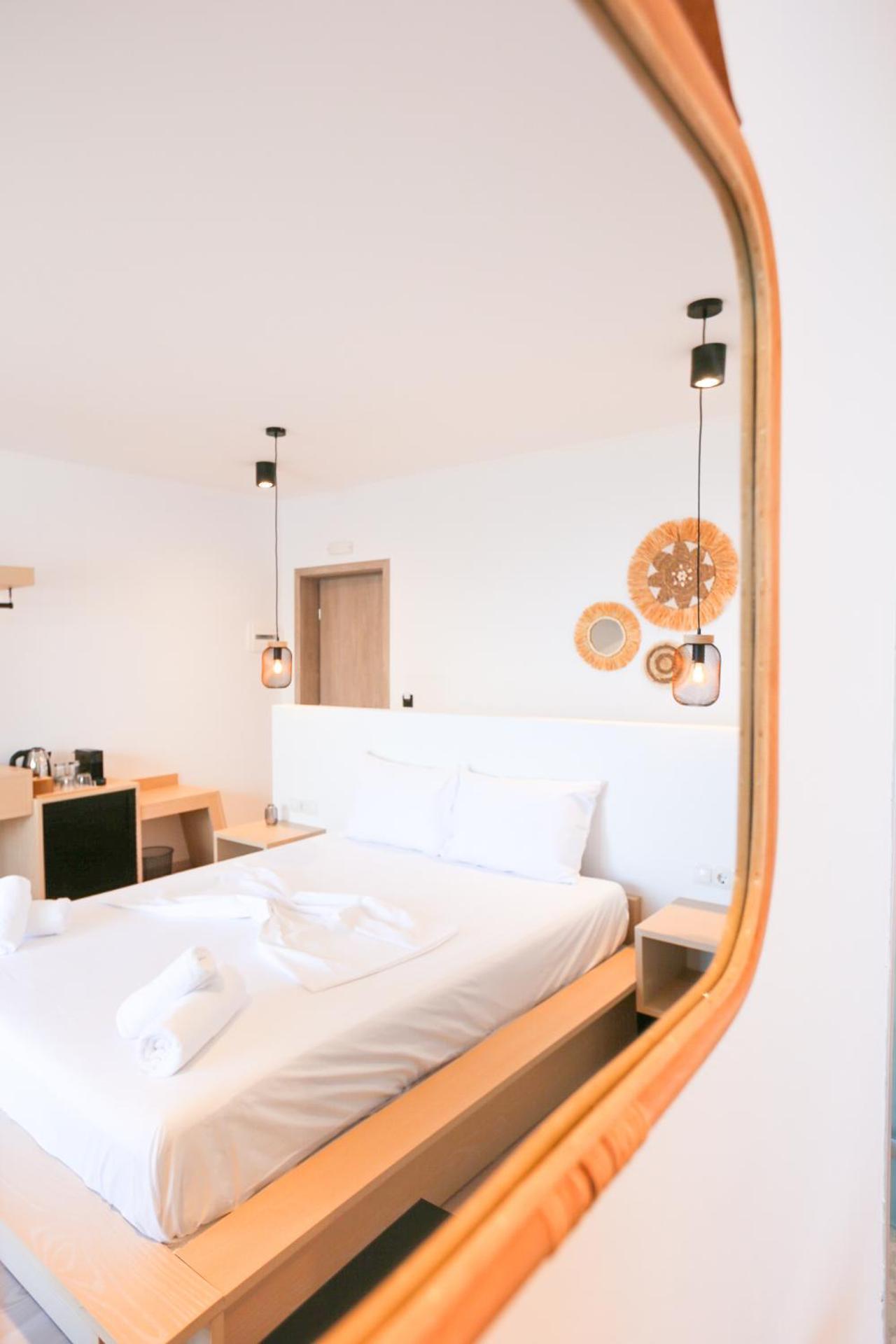 Anassa Suites Himare Eksteriør bilde